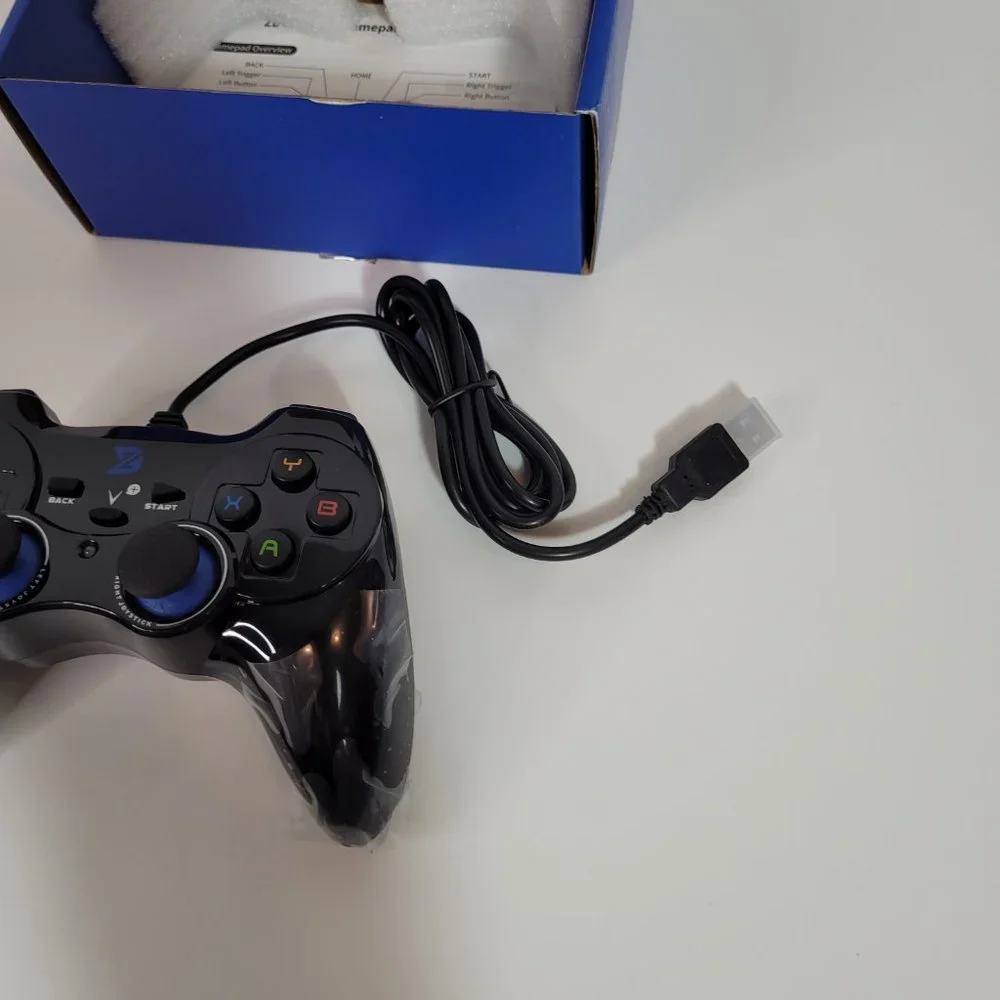 ZdTech Ifyoo V 108 Wired Gaming Usb controller New in Box